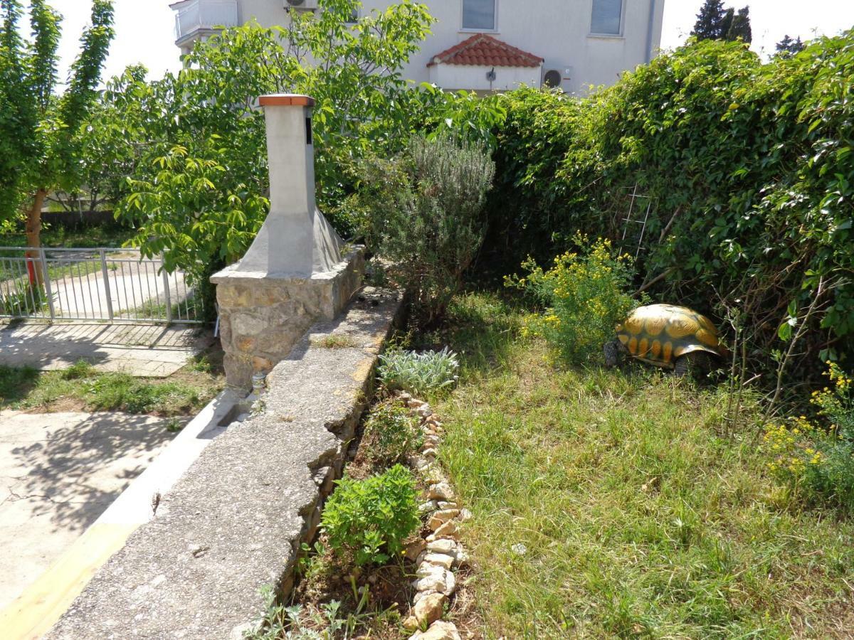 Lili Apartments, Sv Dunata 18 Kornić المظهر الخارجي الصورة