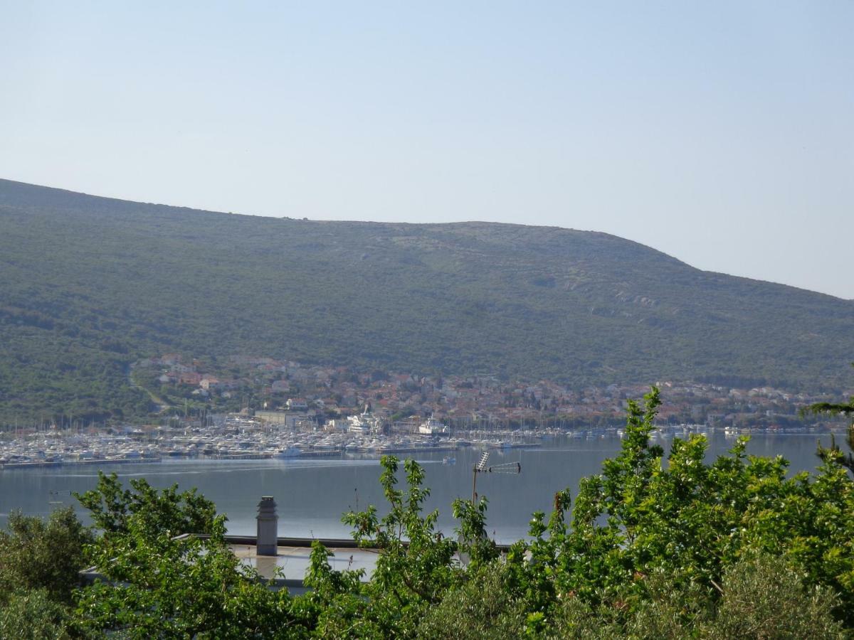 Lili Apartments, Sv Dunata 18 Kornić المظهر الخارجي الصورة