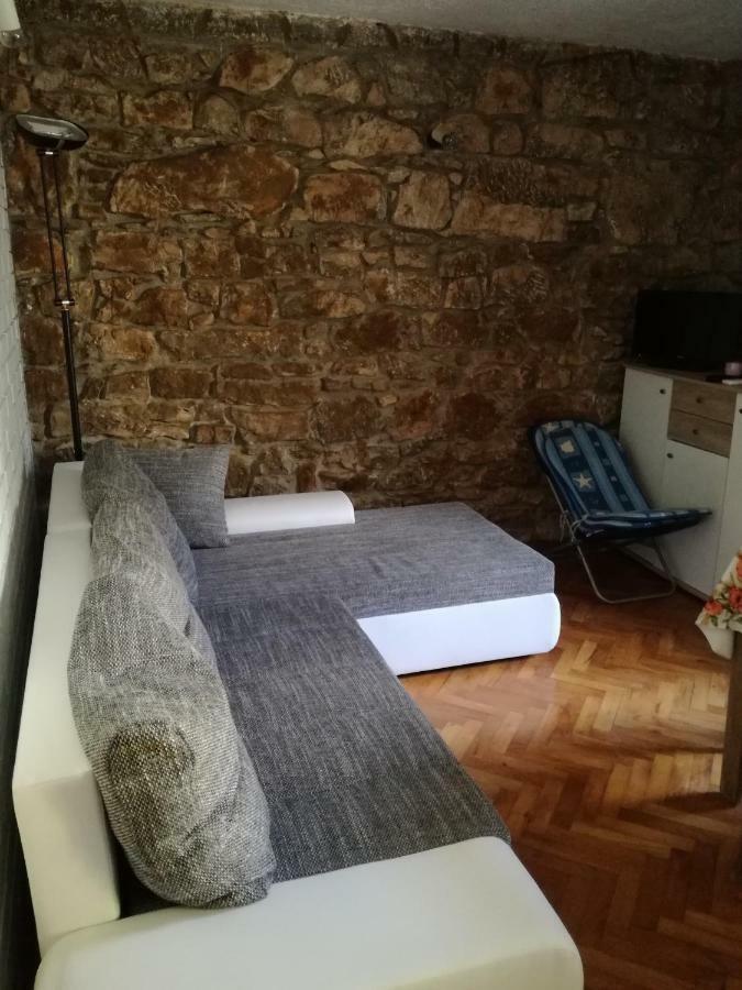 Lili Apartments, Sv Dunata 18 Kornić المظهر الخارجي الصورة